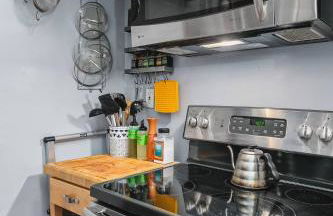 Greenlake Craftsman - Hot Tub, AC, Dog Friendly - Photo 22