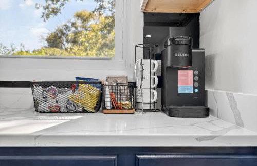 Greenway Getaway-Private Huge outdoor fun, Game,Navy - Foto 55