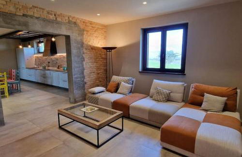 Characteristic restored farmhouse with 360 degree views - Photo 12