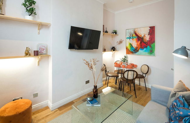 Charming 1-bed Apartment in London - Foto 14