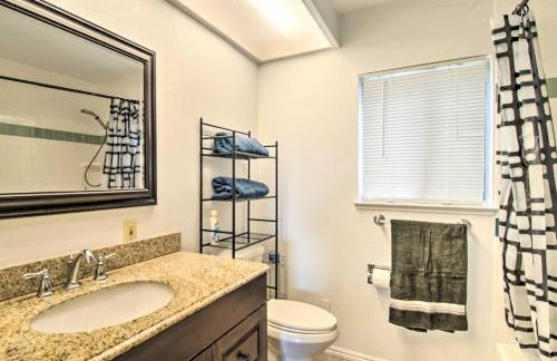 Lake View Home with Grill Hike, Boat, Relax! - Foto 23