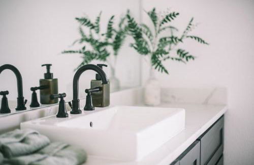 Aubrey Downtown Charmer - Smart TVs in every room! - Foto 26