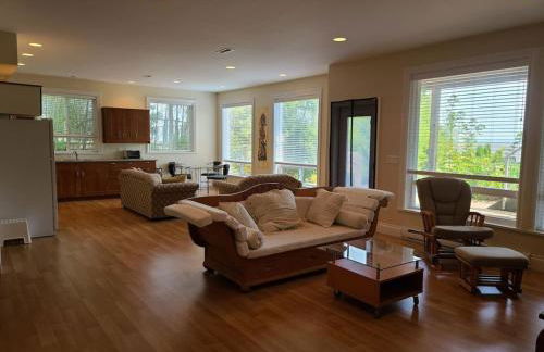 Expansive Dual-Kitchen Retreat - Foto 3