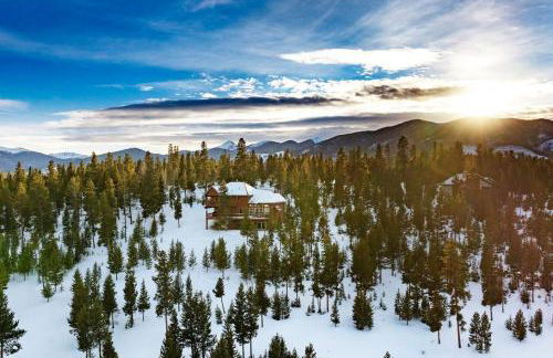 Stunning Mountain Retreat with View and Private Hot Tub - Foto 38