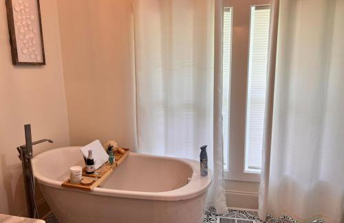 Historic Vibes, Modern Comfort - Foto 15