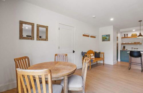 Le Petit Flat - 2 Bed 1 Bath One Level Apartment - Foto 18