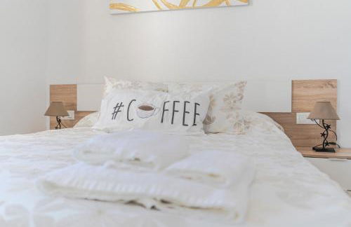 RentitSpain - Picena - Casa Picena Terraza y Senderismo en la Montaña - Photo 28