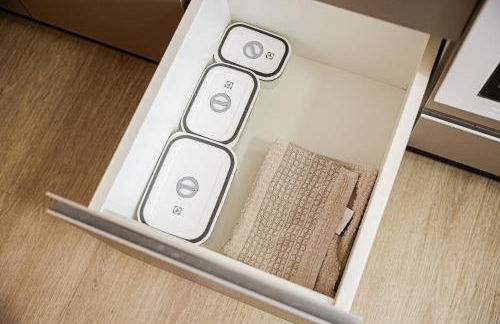 Aconchego e privacidade para sua família com 2 quartos, sala e cozinha integrados e sacada com churrasqueira - Foto 22