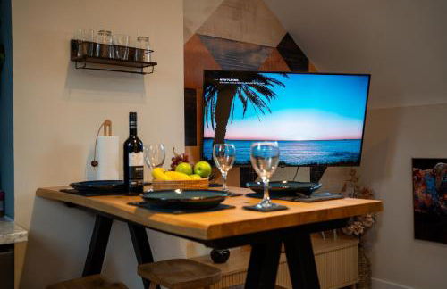 Upbeat Jungle Loft Apartment - Foto 3