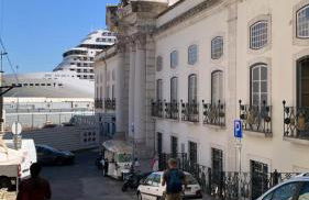 Modern Boutique Apartment in the Heart of Alfama - Foto 31