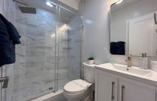 2BR Columbia Heights APT Walk 2 Metro & Shops - Foto 24