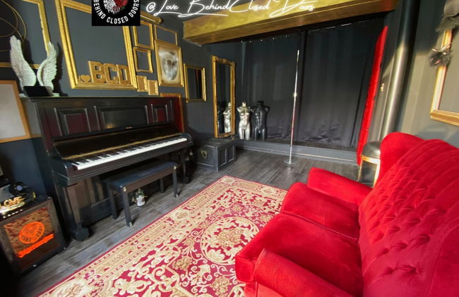 Stay & Play at Lovebehindcloseddoors - Foto 14