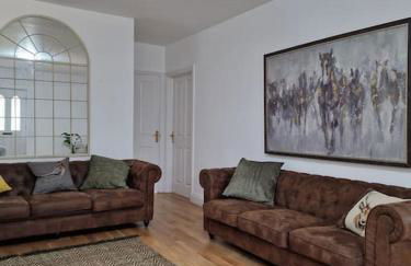 Large coastal cottage, private indoor pool, hut tub, sauna and steam pod - Photo 12