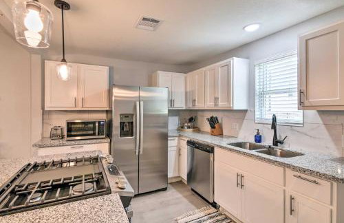 about 2 Mi to Pleasure Pier! Snowbird and Family Getaway - Foto 13