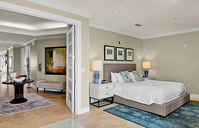 Luxury Penthouse Condo With 360 Oceanviews - Photo 14