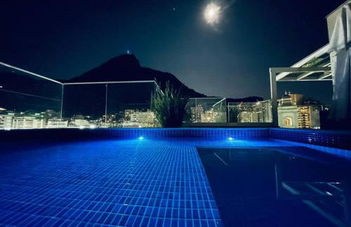 Cobertura Estilosa com Vista Linda e Privacidade - Foto 9