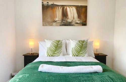 6 Bedroom Bungalow Ascot Racecourse LegoLand Windsor Castle 75" TV - Foto 21