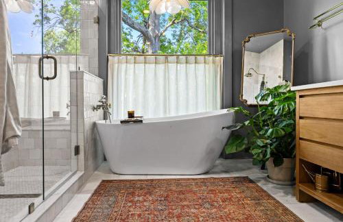 Gatsby Estate Luxe 7BR Retreat with Game Room - Foto 79