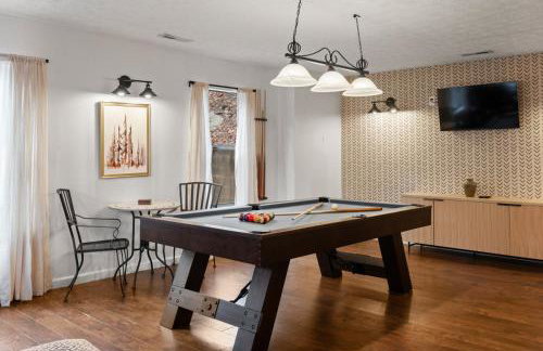 Locklyn's Loft | Views, Hot Tub, Game Room & MORE! - Foto 33