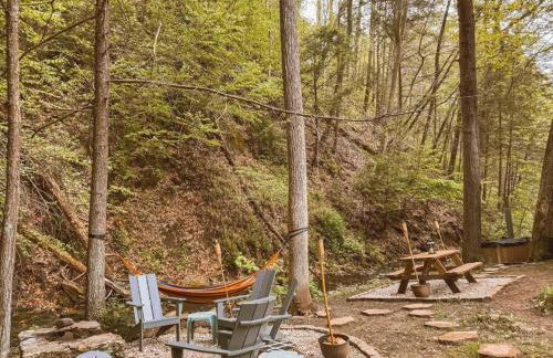 Creek Side Cabin with Wood Fired Hot Tub and Fire Pit - Foto 48