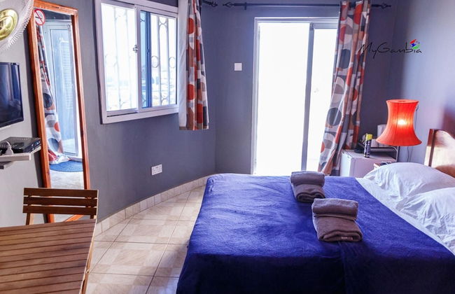 Lovely 13-bed Complex on Cape Point Beach, Bakau - Bojang River Lodge - Foto 2