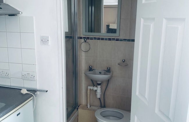 Cozy Studio Retreat in Mitcham - Foto 10