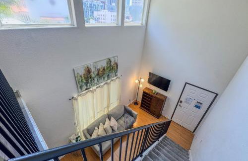 Charming 2nd Ave Lofts in Downtown San Diego with Parking - Foto 104