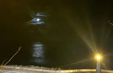 Apartamento a pie de playa con una amplia terraza - Foto 23