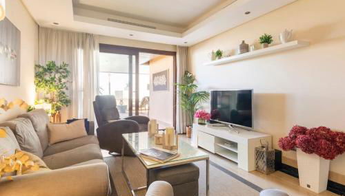 Apartamento lujo en primera línea de playa en Bahía de la Plata, Estepona - Photo 4