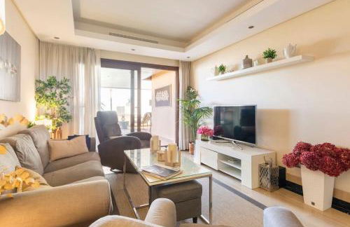 Apartamento lujo en primera línea de playa en Bahía de la Plata, Estepona - Photo 4