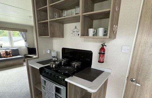 Haggerston Castle - Caravan - Sleeps 6 - Parking - Foto 23