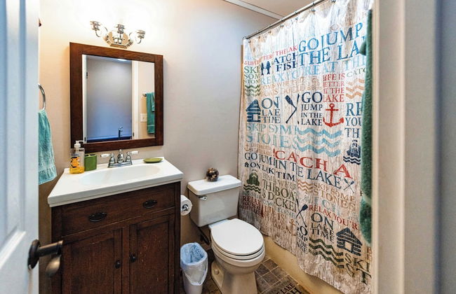 Osage Beach Getaway Lake Views Pet Friendly! - Photo 28