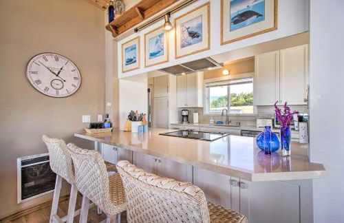 Spectacular Ocean View Retreat w/ Private Beach - Foto 35