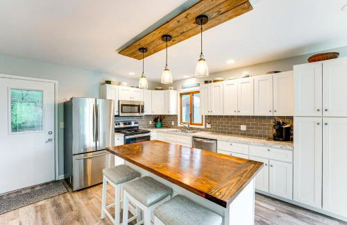 Walk to Semi-Private Beach Lake Michigan Getaway - Foto 8