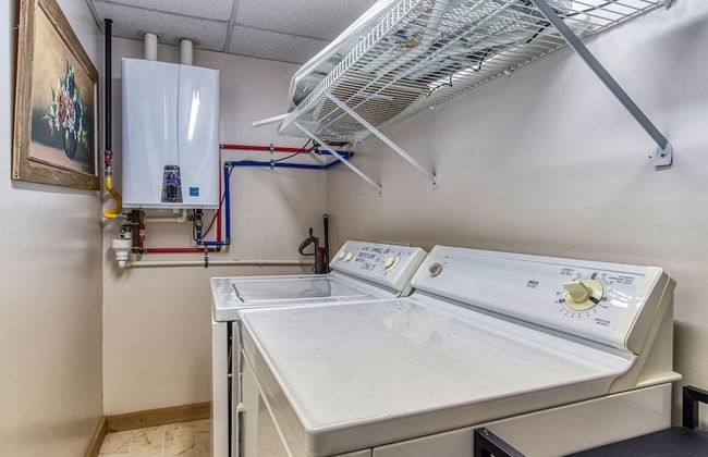 Er44 - Rising Eagle - Great Location! Close To Town! 2 Bedroom Cabin by RedAwning - Foto 12