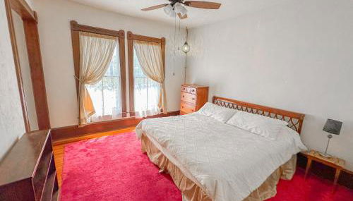 Cozy Victorian Apartment Downtown Sleeps 5 - Foto 3