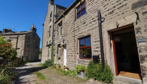 Sunnybrook Cottage - Photo 2