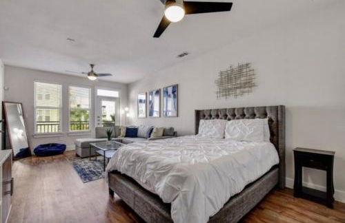 Experience Downtown Studio Near River Walk - Foto 17