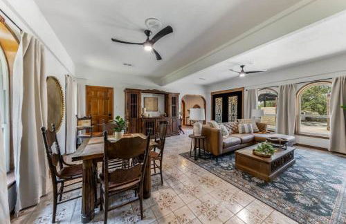 Magnificent 90-acre Texas Ranch Estate On San Marcos River - 5 Bedrooms - Newly Renovated & Professionally Furnished 9t Ranch By Boutiq - Foto 11