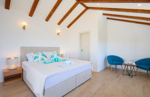 Villa Korta - Spacious House with Pool - Foto 16