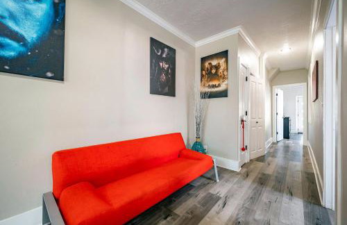 4BR HOME SLEEPS 13 DOWNTOWN/Pet Friendly/EVCharger - Foto 6