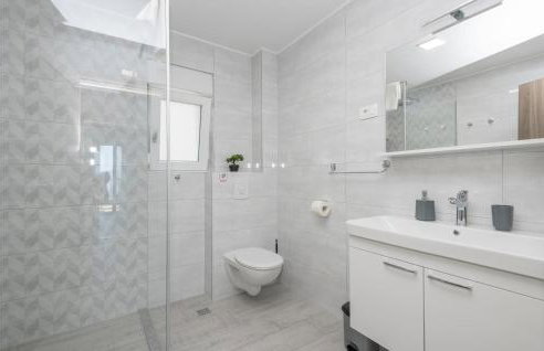 Nice Apartment In Podaca With Wifi - Foto 23