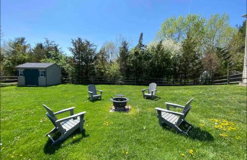 Spacious & Serene Family Gem: Games, Office, Yard! - Foto 16