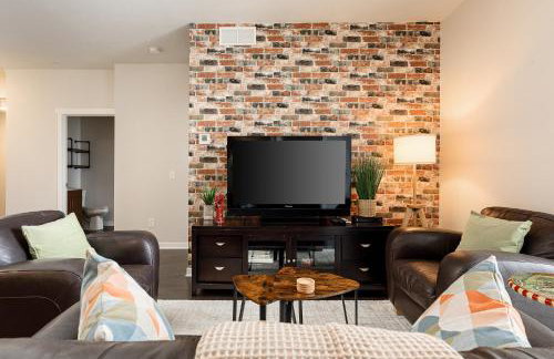 Trailside Charm TART Trail Downtown - Foto 9