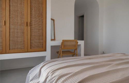 Siora of Paros - Ammiralis & Castelis - Photo 59