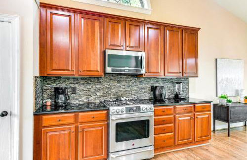 2 Mi to Lake Norman Home with Deck in Huntersville! - Foto 12