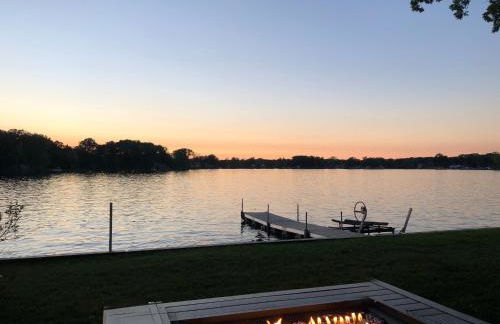 Pure Michigan at Pine Lake - Swim, Boat, Fun! - Foto 14