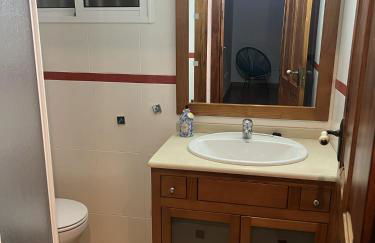 Piso con AC, piscina y pista de pádel y tenis en Águilas - Foto 24