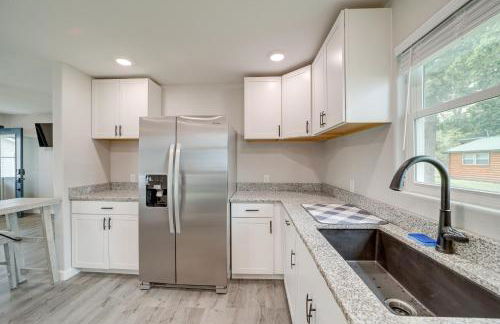 Waterfront Grove Retreat with Dock Cedar Ridge - Foto 22