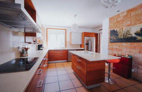 Villa con piscina a pie de playa - Foto 23